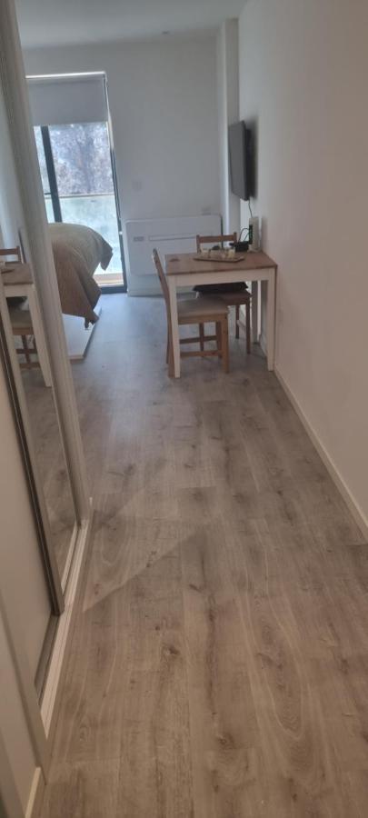 The Hub Gibraltar Apartment Luaran gambar